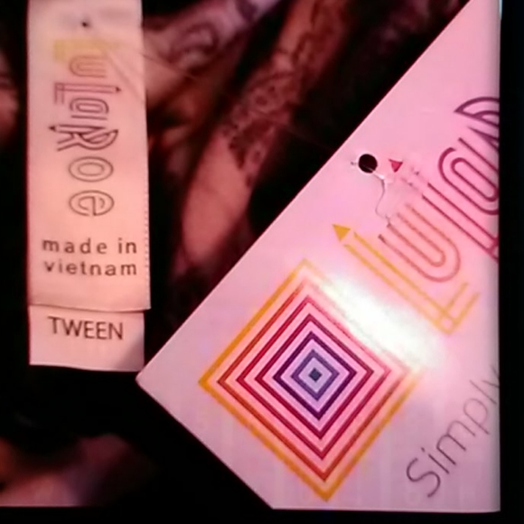 Lularoe leggings black and white scissors ✂️ - Picture 6 of 8